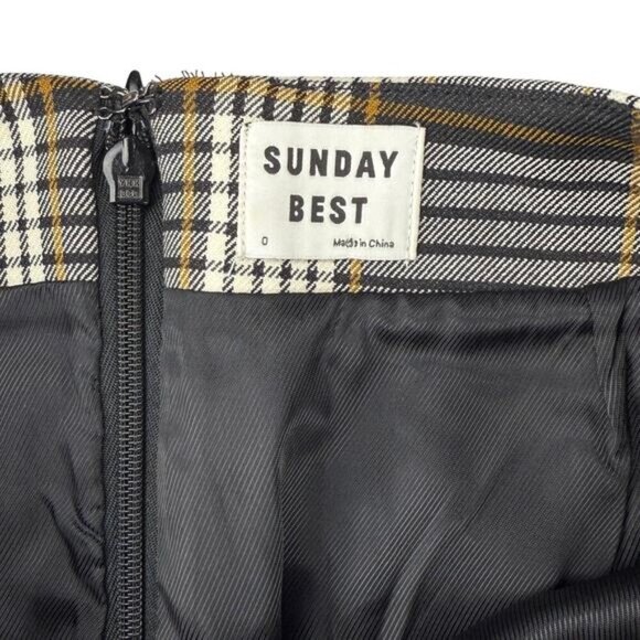 SUNDAY BEST Aritzia Mandy High-Rise Mini Skirt Sz 0 Plaid - Picture 4 of 6